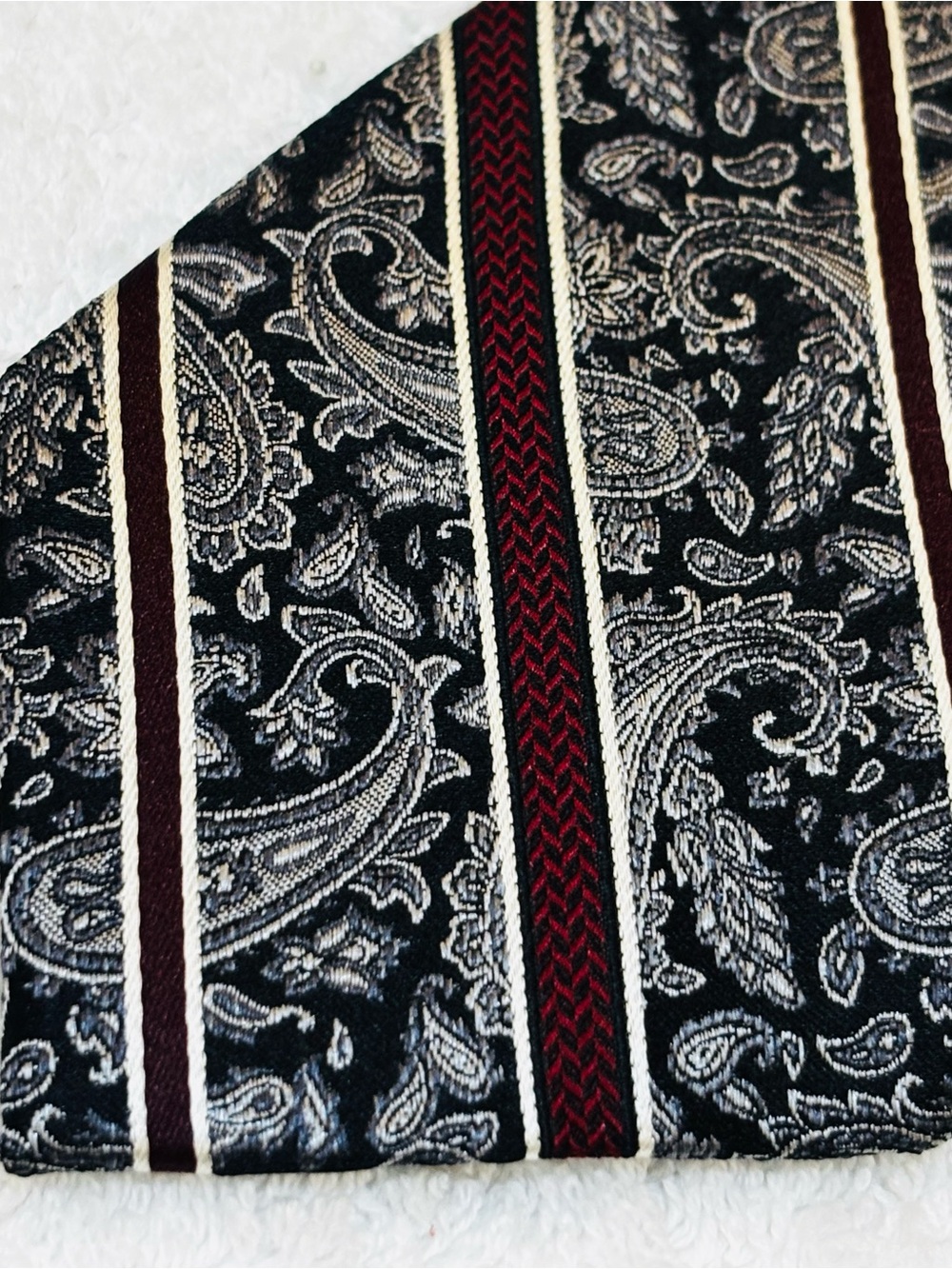 Brand New With Tags Stylish High Quality Tie By PRONTO UOMO